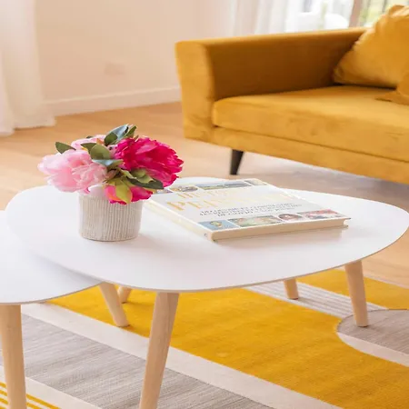 Magnificent -2br 4p - Porte Maillot Apartment *