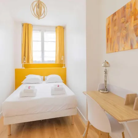 Magnificent -2br 4p - Porte Maillot Apartment